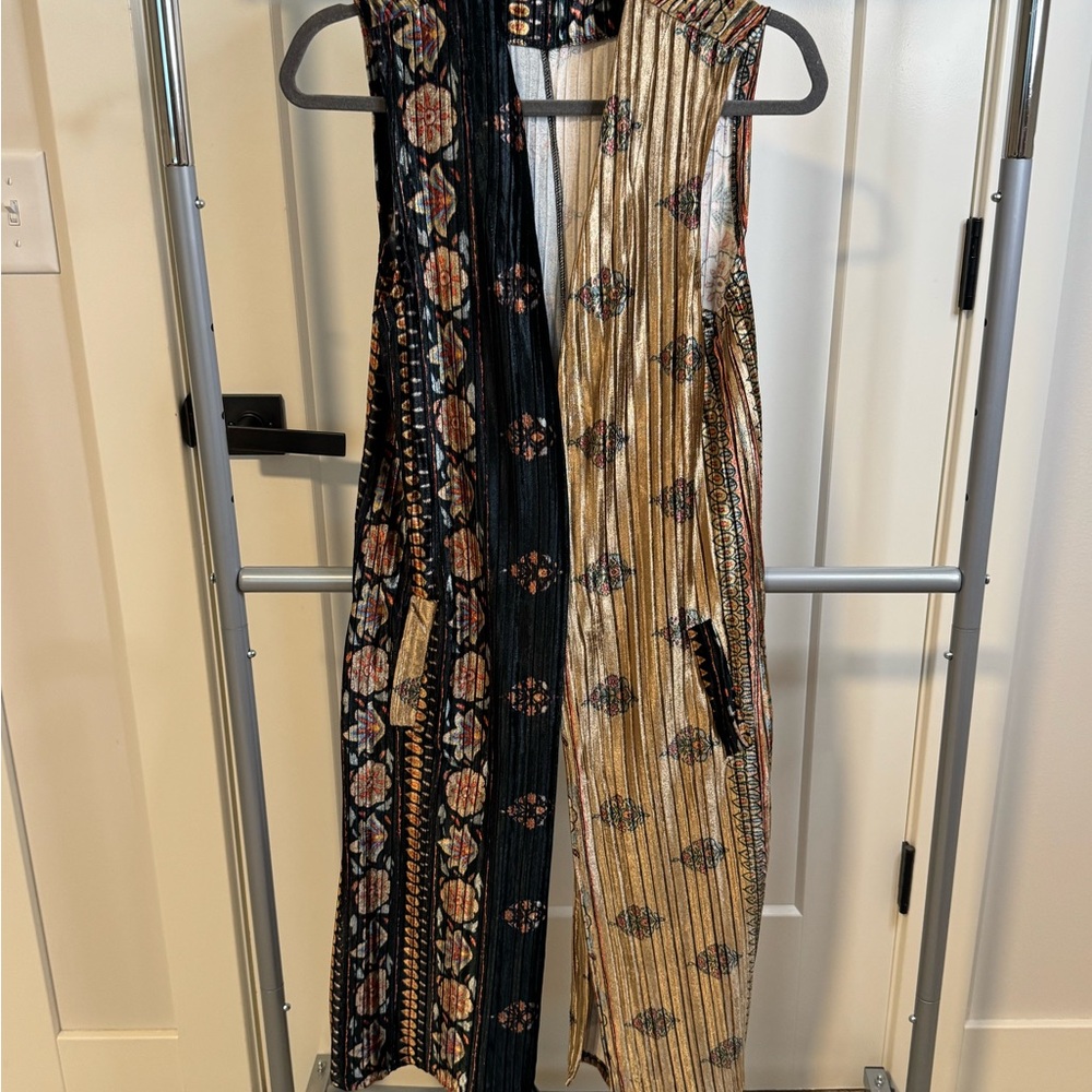 Adore Black and Gold Floral Tunic